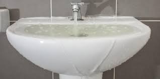 Desentupimento de sanita WC - Resolução rápida com equipamento profissional. Porto, Lisboa e Margem Sul.